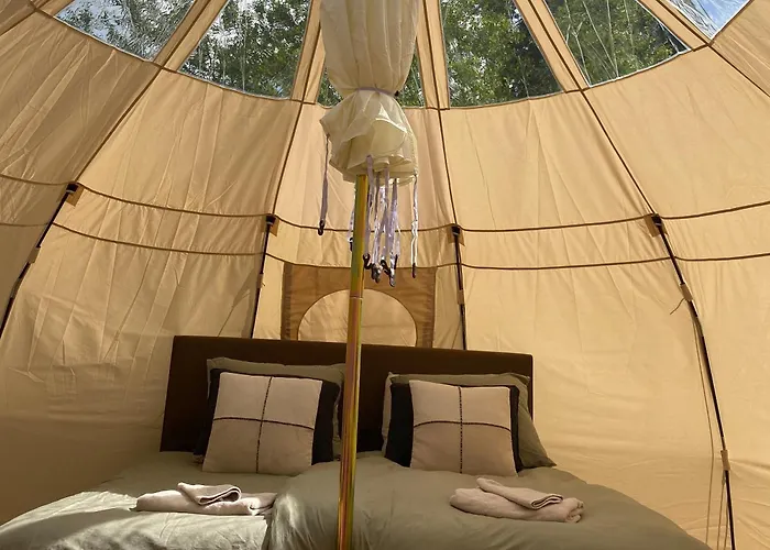 Luxe Glamping Tent Met Sterrenhemel
